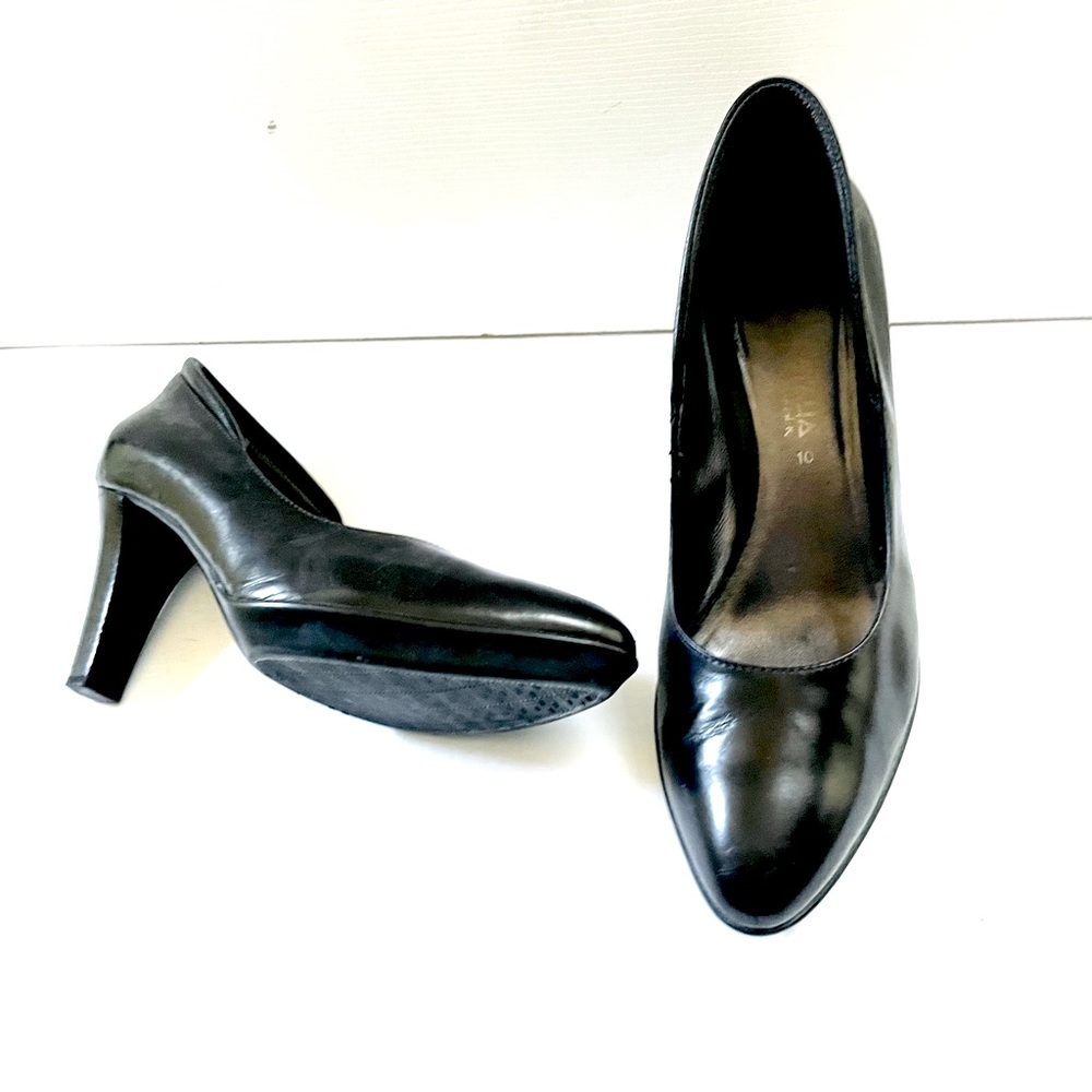 Aquatalia Black shiny Italian leather shoes lightweight platform block heel US10